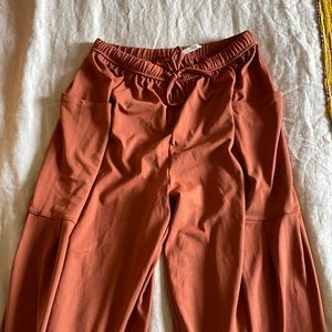 Halara Wide Leg Pant